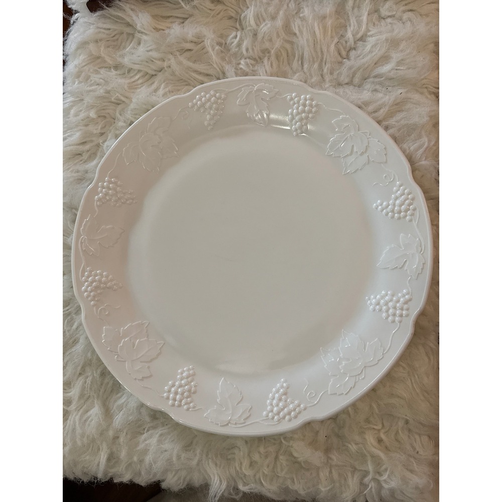 Vintage White Milk Glass Grape Leaf Embossed Scallop Round Serving Platter 13.5